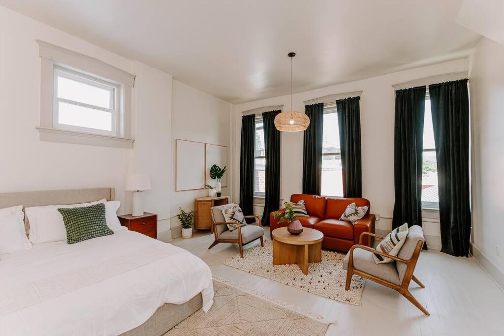 Апартаменти East Main Lofts - Boho 203 Медісон Екстер'єр фото